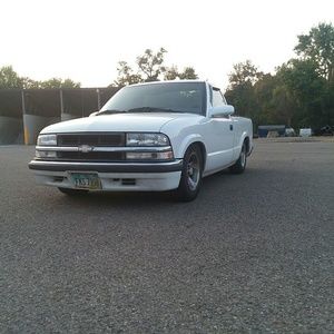 Meet your Posher, Adam